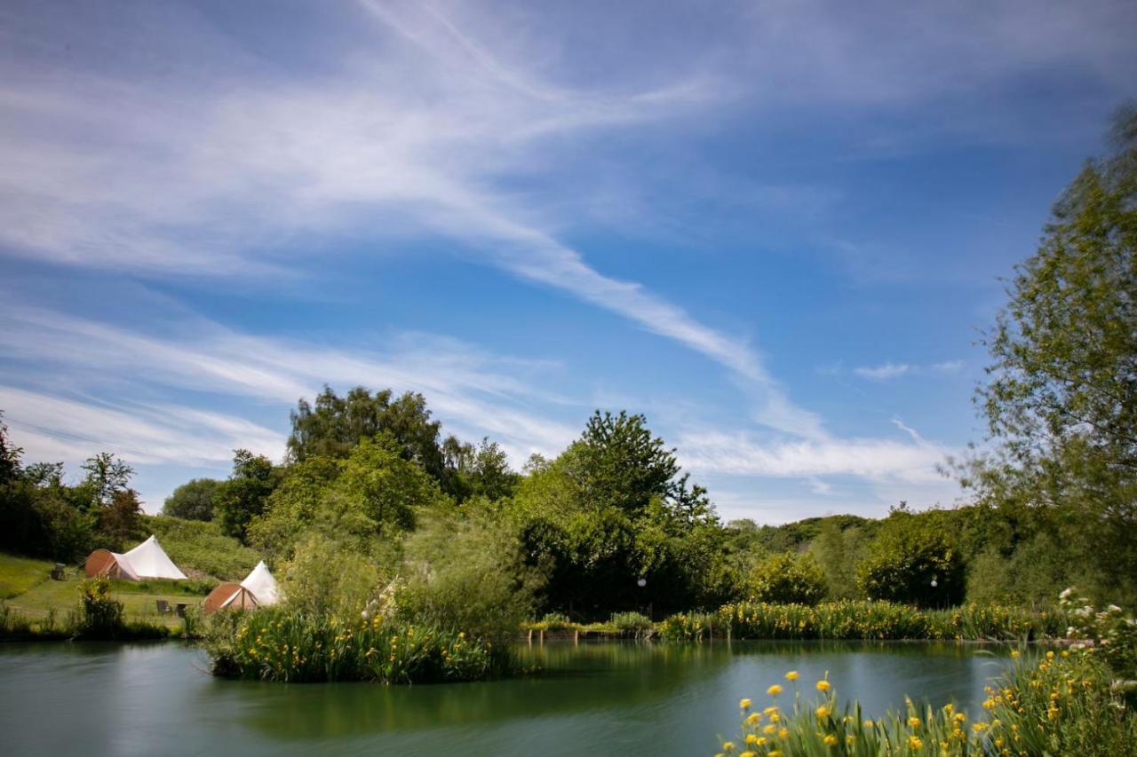 Lloyds Meadow Glamping Hotel Chester Bagian luar foto