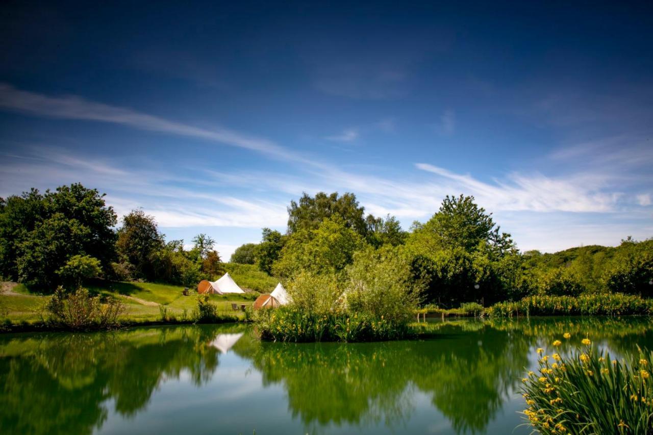 Lloyds Meadow Glamping Hotel Chester Bagian luar foto