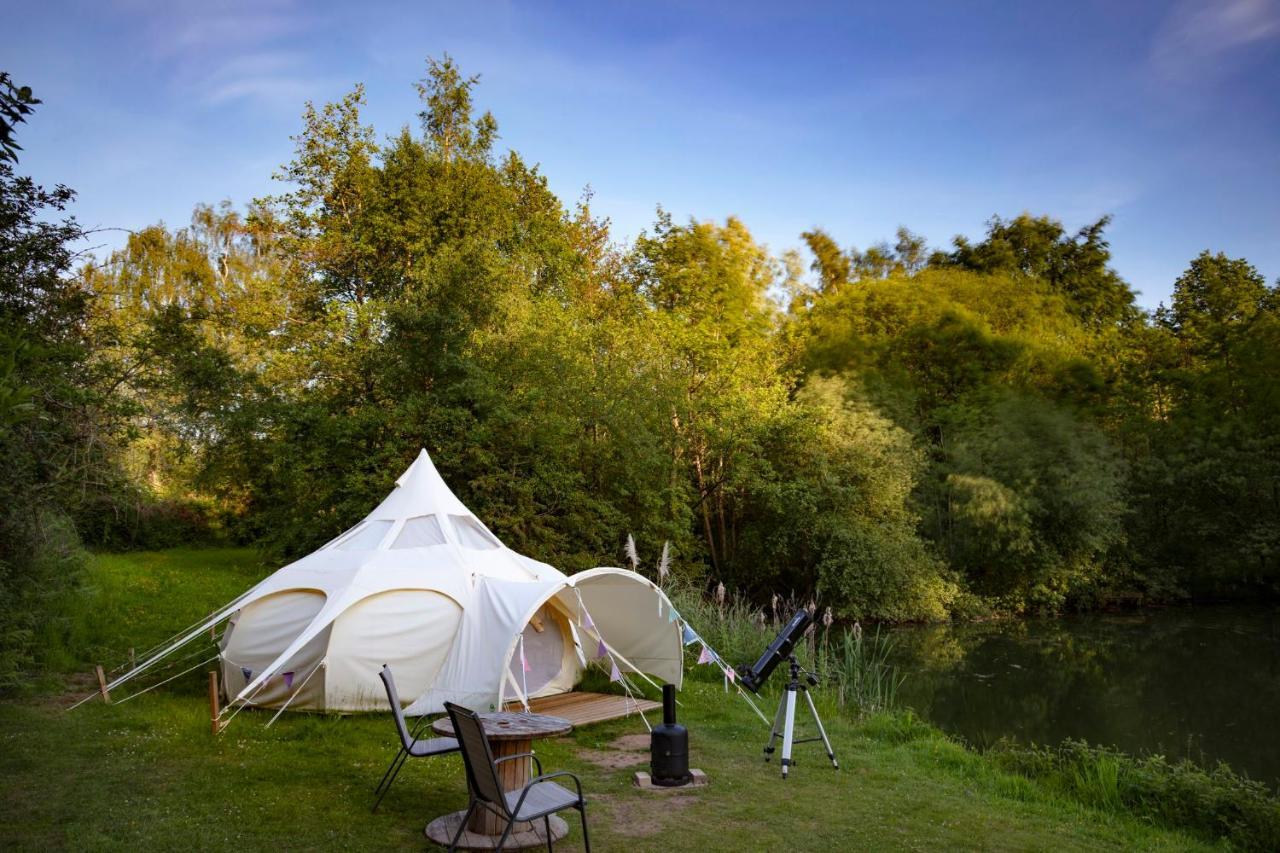 Lloyds Meadow Glamping Hotel Chester Bagian luar foto