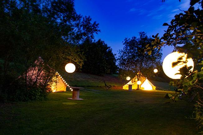 Lloyds Meadow Glamping Hotel Chester Bagian luar foto