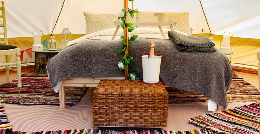 Lloyds Meadow Glamping Hotel Chester Bagian luar foto